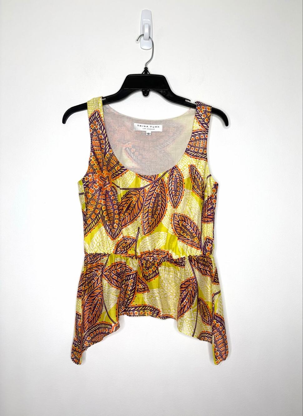 Trina Turk Silk Linen Blend Sleeveless Top Sz S Tropical Leaf Shark Bite Hem